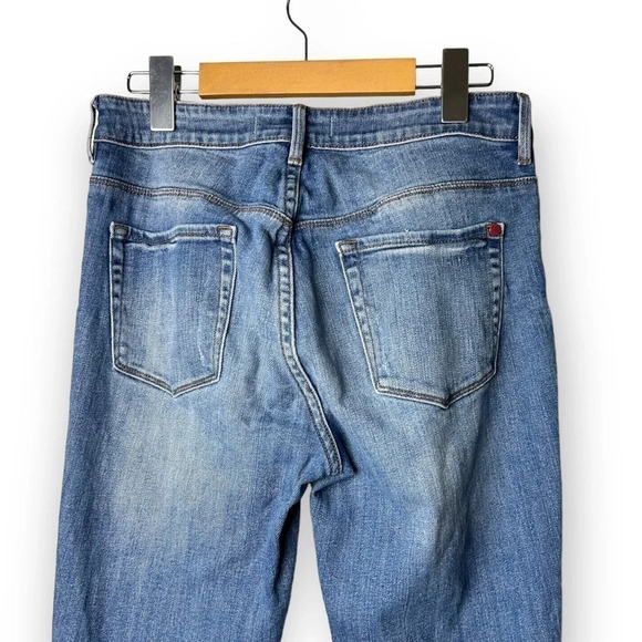 Bullhead Denim Co. High  Rise Skinniest Distressed Jeans - Picture 4 of 10